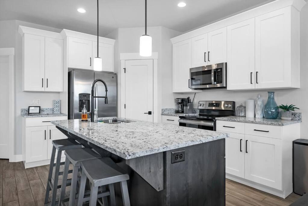 St George, Private Hot Tub/Patio, New Community Villa วอชิงตัน ภายนอก รูปภาพ